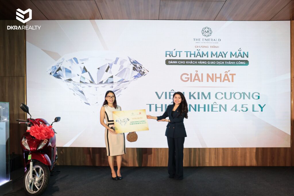DKRA Realty khẳng định uy tín: 90% giỏ hàng dự án The Emerald 68 đã được tiêu thụ thành công