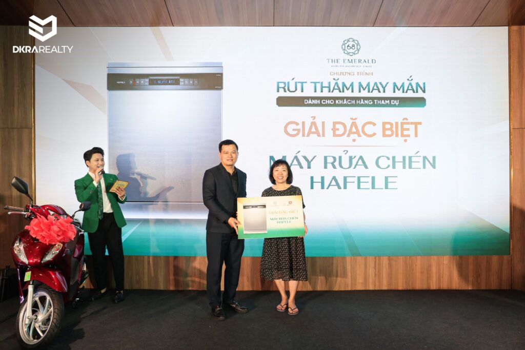 DKRA Realty khẳng định uy tín: 90% giỏ hàng dự án The Emerald 68 đã được tiêu thụ thành công